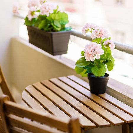 Atena Rooms กาญารี ภายนอก รูปภาพ